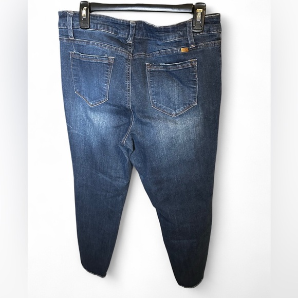 1822 Denim Women's Dark Blue Skinny Jeans - Picture 2 of 6